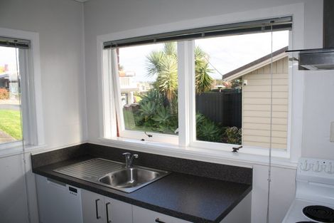 Photo of property in 11 Havelock Avenue, Forrest Hill, Auckland, 0620