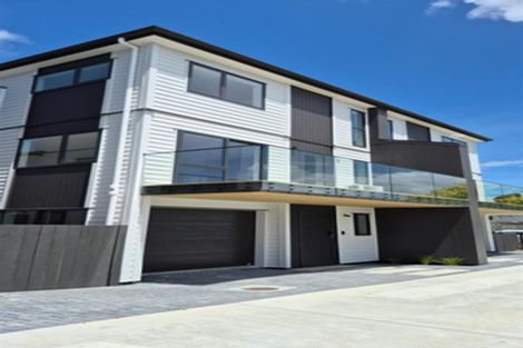 Photo of property in 2/7 Woolfield Road, Papatoetoe, Auckland, 2025