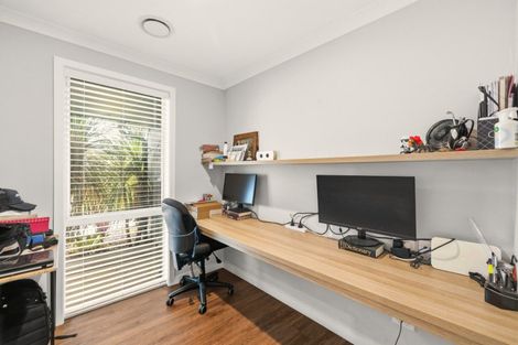 Photo of property in 17 Goodwin Crescent, Pyes Pa, Tauranga, 3112