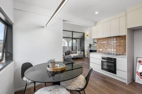 Photo of property in 2/26 Salem Place, Torbay, Auckland, 0630