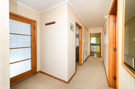 Photo of property in 17 Sinclair Avenue, Highbury, Palmerston North, 4412