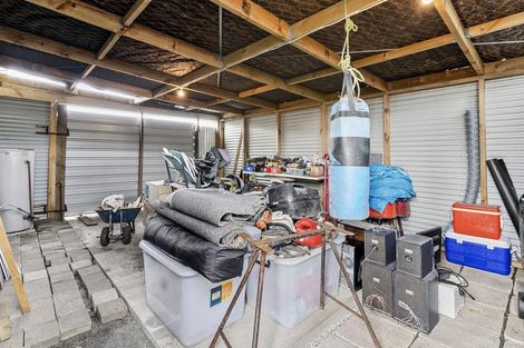 Photo of property in 125 Bruce Mclaren Road, Henderson, Auckland, 0612