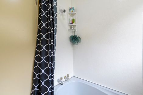 Photo of property in 82a Meander Drive, Welcome Bay, Tauranga, 3112