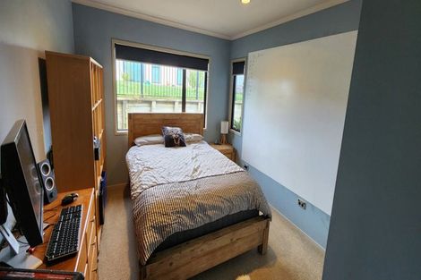 Photo of property in 41 Karamea Street, Whalers Gate, New Plymouth, 4310