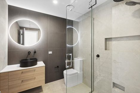 Photo of property in 71 Haven Road, Nelson, 7010