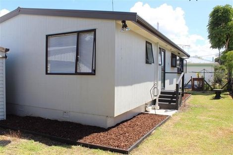 Photo of property in 1a Ross Street, Onerahi, Whangarei, 0110