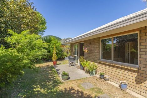 Photo of property in 66 Awatea Avenue, Paraparaumu, 5032