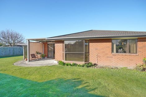 Photo of property in 14 Hewitts Road, Woodend, 7610