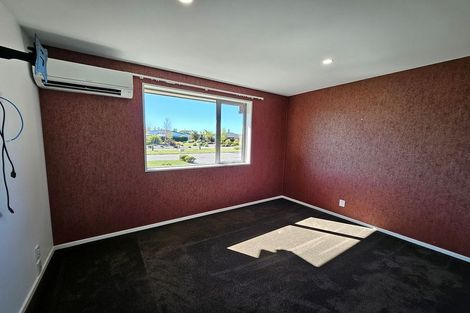 Photo of property in 37 Raranga Street, Marshland, Christchurch, 8083
