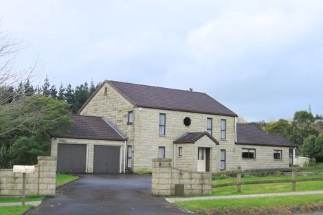 Photo of property in 73 Gracechurch Drive, Flat Bush, Auckland, 2016