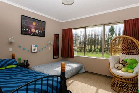 Photo of property in 47 Laws Road, Dannevirke, 4972