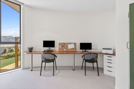 Photo of property in 35 Skinner Crescent, Lake Hawea, 9382