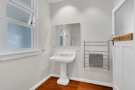 Photo of property in 215 Riverslea Road South, Akina, Hastings, 4122