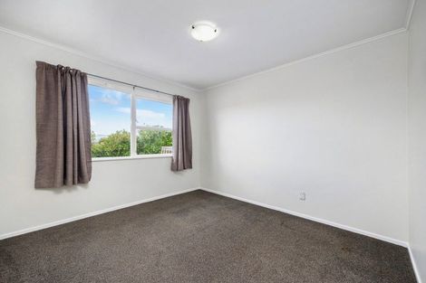 Photo of property in 21 Waitaki Street, Henderson, Auckland, 0612