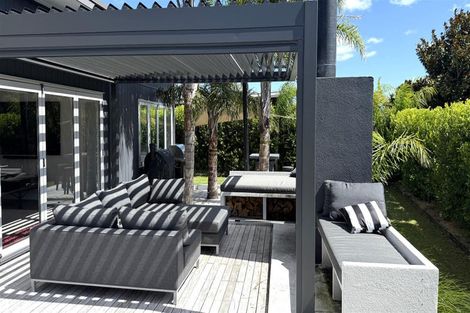 Photo of property in 106 Nikau Close, Matarangi, Whitianga, 3592