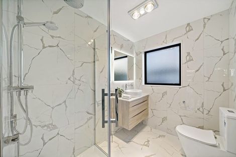 Photo of property in 11 Tawapou Close, Massey, Auckland, 0614