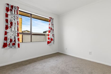 Photo of property in 2/327 Main South Road, Hornby, Christchurch, 8042