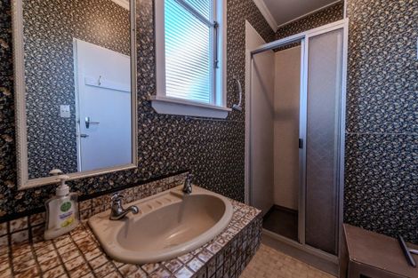 Photo of property in 8 Matai Street, Kaka Point, 9271