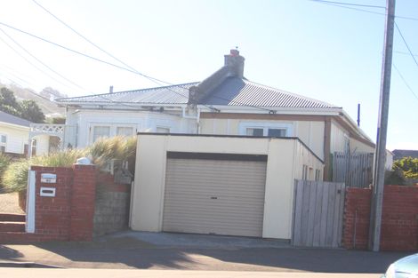 Photo of property in 80 Lyall Parade, Lyall Bay, Wellington, 6022