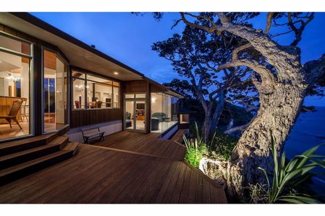 Photo of property in 356 Rockell Road, Whananaki, Hikurangi, 0181