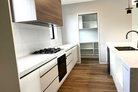 Photo of property in 7 Paihere Street, Huapai, Kumeu, 0810