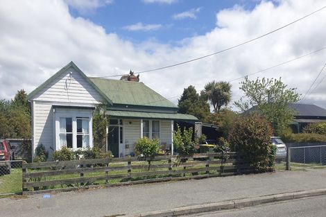 Photo of property in 5 Parsonage Road, Waimate, 7924