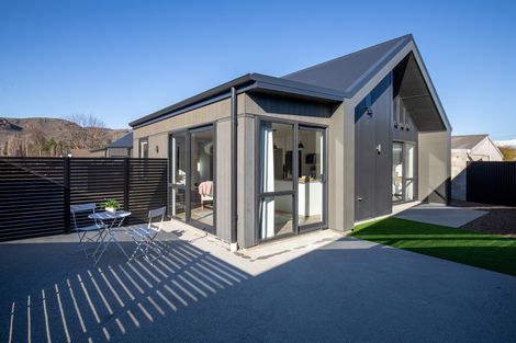 Photo of property in 154a Tarbert Street, Alexandra, 9320