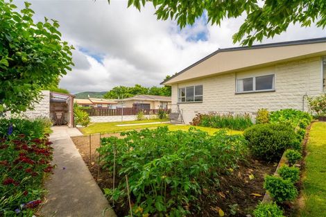 Photo of property in 175 Queen Street, Waimate, 7924