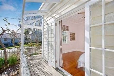 Photo of property in 41 Ewen Alison Avenue, Devonport, Auckland, 0624