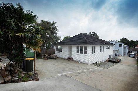 Photo of property in 41 Manuka Road, Bayview, Auckland, 0629