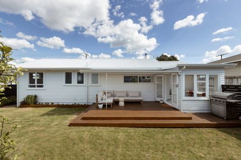Photo of property in 559 Maunganui Road, Mount Maunganui, 3116