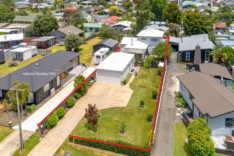 Photo of property in 107 Riverview Road, Whangamata, 3620