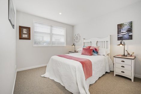 Photo of property in 37 Saint Pauls Drive, Brookfield, Tauranga, 3110