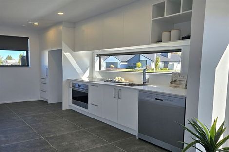 Photo of property in 1 Malaga Crescent, Harewood, Christchurch, 8051