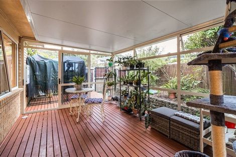 Photo of property in 4 Astor Place, Orewa, 0931