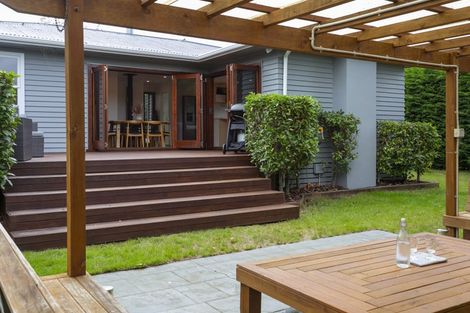 Photo of property in 50 Te Hatepe Avenue, Taupo, 3330