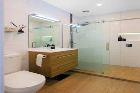 Photo of property in 37 Shepherd Road, Waipahihi, Taupo, 3330