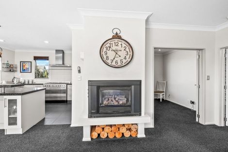 Photo of property in 20 Evergreen Place, Parklands, Christchurch, 8083
