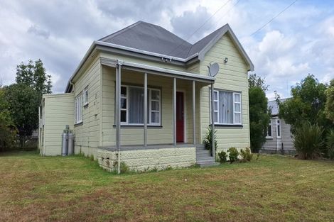 Photo of property in 140 Hakanoa Street, Huntly, 3700