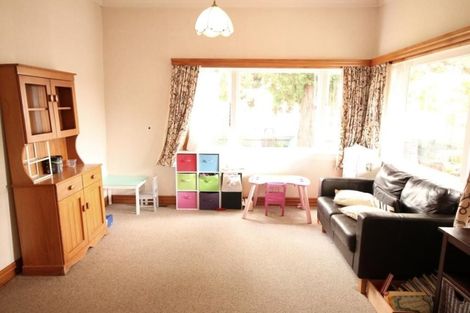 Photo of property in 135 Astley Avenue, New Lynn, Auckland, 0600