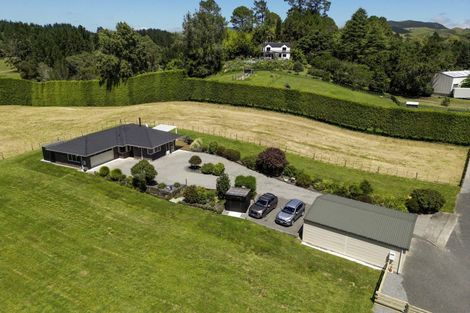 Photo of property in 100 Tebbutt Road, Lower Kaimai, Tauranga, 3171