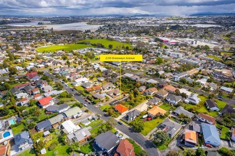 Photo of property in 2/33 Grassways Avenue, Pakuranga, Auckland, 2010
