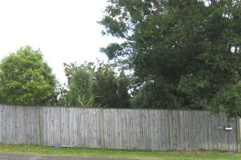 Photo of property in 1/284 Rangatira Road, Beach Haven, Auckland, 0626