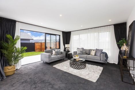 Photo of property in 13 Te Punga Road, Wallaceville, Upper Hutt, 5018