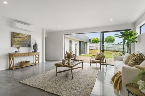 Photo of property in 7 Kayelene Place, Omokoroa, 3114