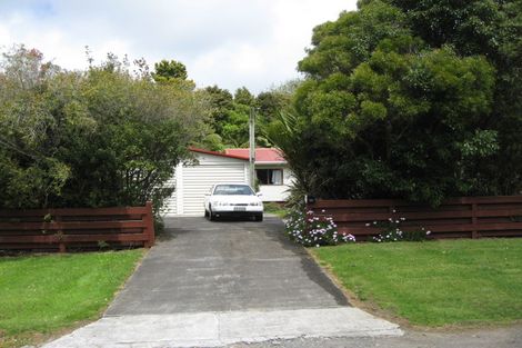 Photo of property in 68 Te Henga Road, Waitakere, Henderson, 0781