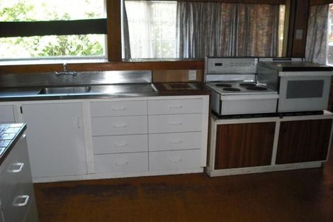 Photo of property in 21 Broadbent Street, Riccarton, Christchurch, 8041