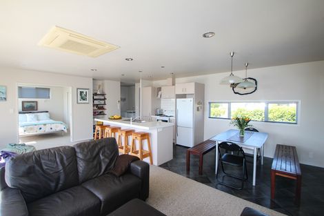 Photo of property in 26 Magdala Street, Kakanui, Oamaru, 9495