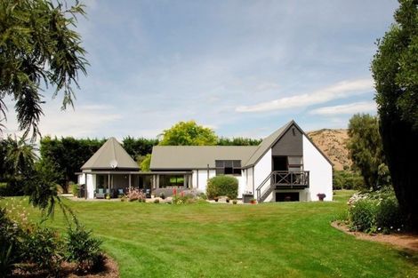 Photo of property in 1633 Teviot Road, Millers Flat, Roxburgh, 9572