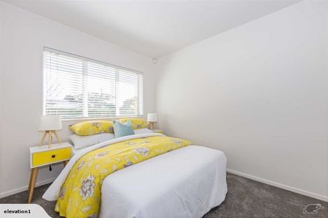 Photo of property in 69 Buscomb Avenue, Henderson, Auckland, 0610